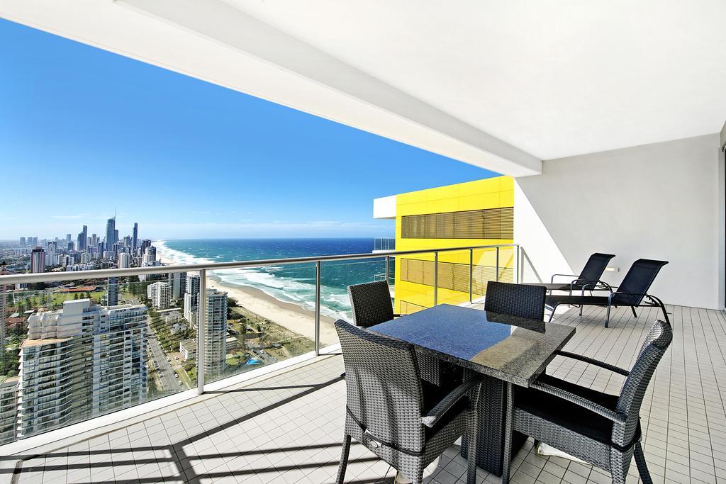 Ultiqa Air On Broadbeach Gold Coast Exterior foto