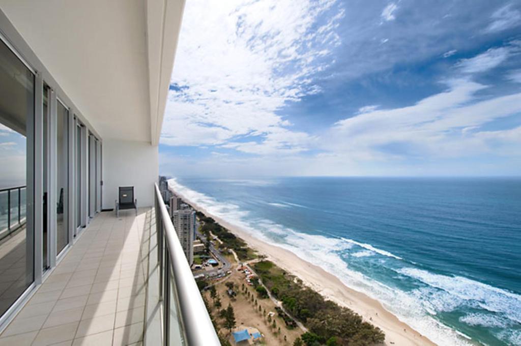 Ultiqa Air On Broadbeach Gold Coast Exterior foto